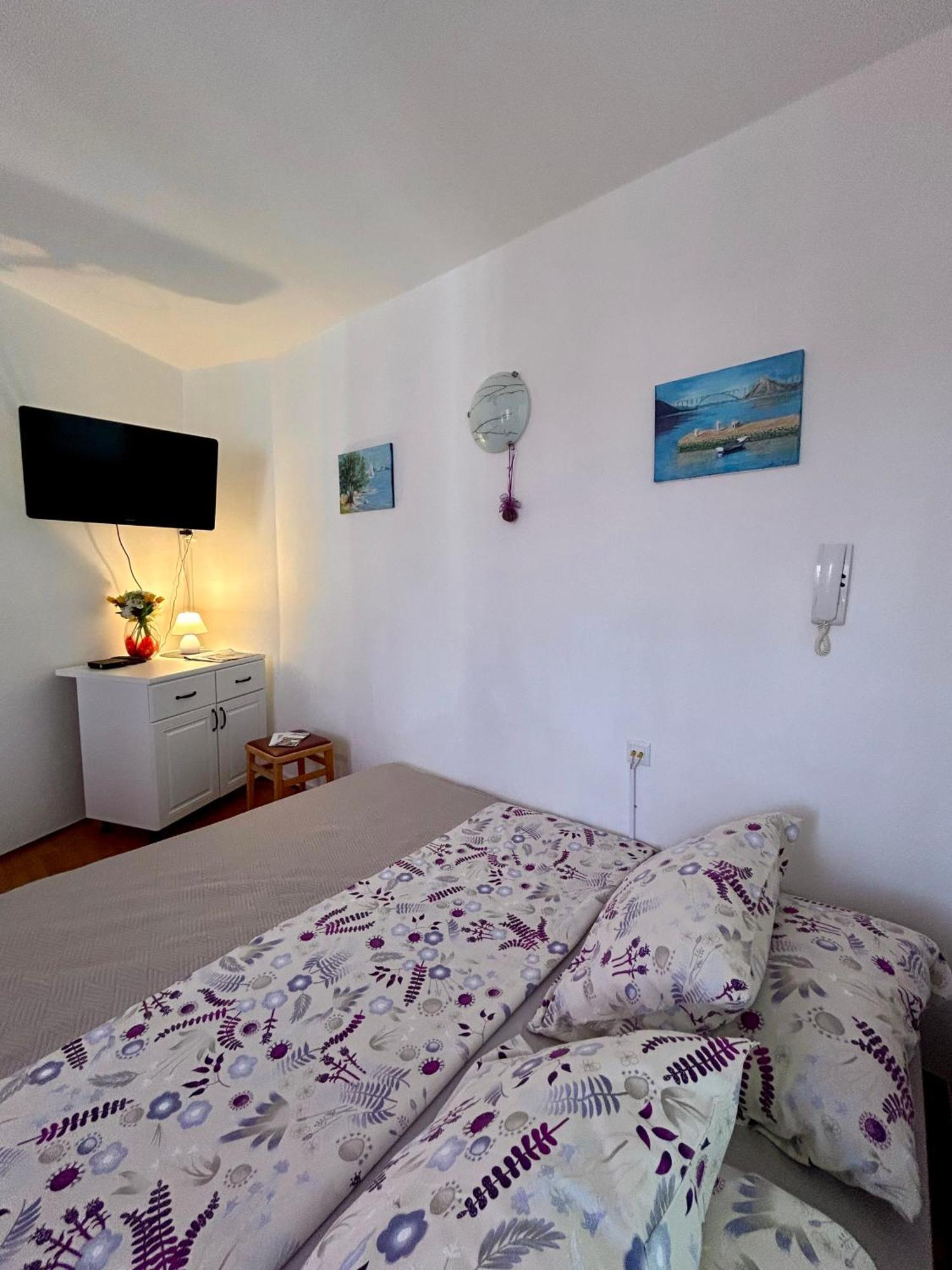 Apartment Bright And Charming